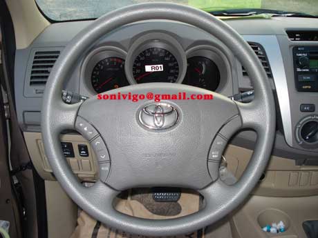 steering of LHD Toyota Hilux Vigo 2009