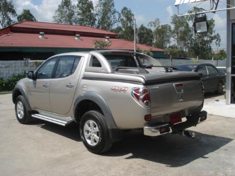 Images (Pics) of new and used Mitsubishi Triton from Thailand's and Dubai's top new and used Mitsubishi L200 2.5 and 3.2 Double Cab