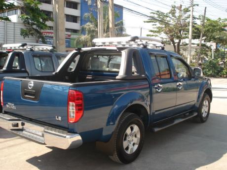 Images (Pics) of new and used Double Cab Nissan Navara from Thailand's and Dubai's top new and used Nissan Navara Single, Extra and Double Cab dealer and exporter Sam Motors