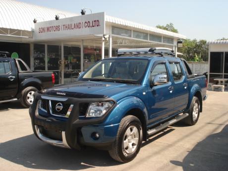 Images (Pics) of new and used Double Cab Nissan Navara from Thailand's and Dubai's top new and used Nissan Navara Single, Extra and Double Cab dealer and exporter Sam Motors