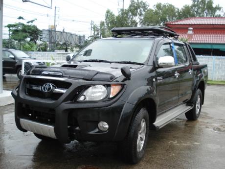 new Toyota Hilux Vigo Double Cab at Thailand's top Toyota Hilux Vigo dealer Sam Motors Thailand