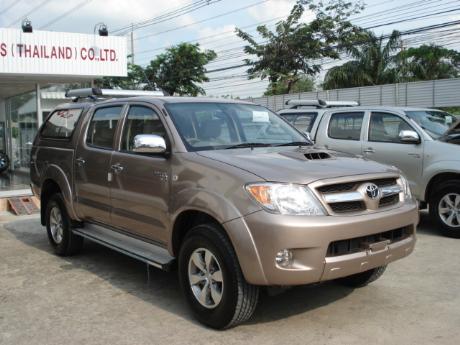 new Toyota Hilux Vigo Double Cab at Thailand's top Toyota Hilux Vigo dealer Sam Motors Thailand