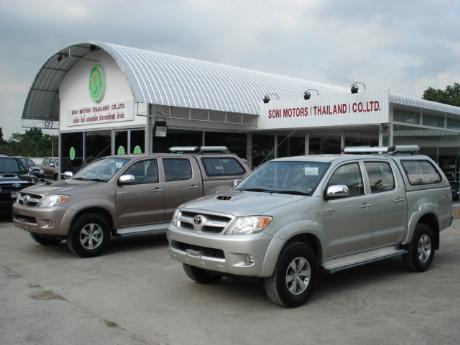 new Toyota Hilux Vigo Double Cab at Thailand's top Toyota Hilux Vigo dealer Sam Motors Thailand