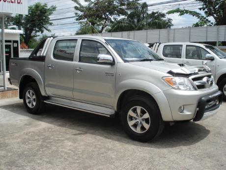 new Toyota Hilux Vigo Double Cab at Thailand's top Toyota Hilux Vigo dealer Sam Motors Thailand