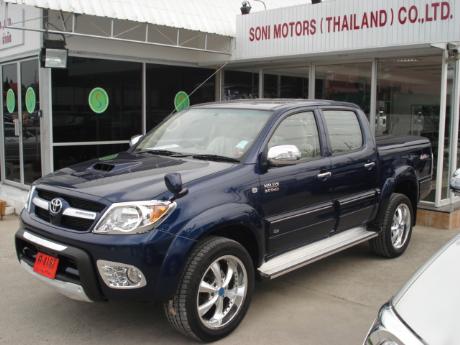 new Toyota Hilux Vigo Double Cab at Thailand's top Toyota Hilux Vigo dealer Sam Motors Thailand