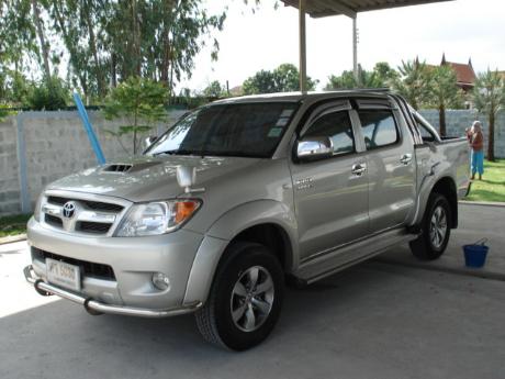 used Toyota Hilux VigoDouble Cab 4x4 G at Thailand's top Toyota new and used Hilux Vigo dealer Sam Motors Thailand