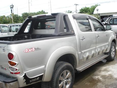 used Toyota Hilux VigoDouble Cab 4x4 G at Thailand's top Toyota new and used Hilux Vigo dealer Sam Motors Thailand