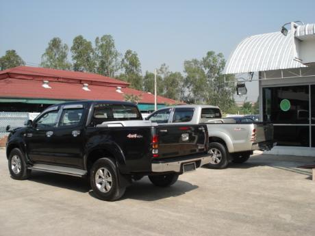 used Toyota Hilux VigoDouble Cab 4x4 G at Thailand's top Toyota new and used Hilux Vigo dealer Sam Motors Thailand