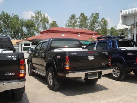 used Toyota Hilux VigoDouble Cab 4x4 G at Thailand's top Toyota new and used Hilux Vigo dealer Sam Motors Thailand