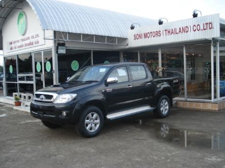 toyota hilux vigo 2009 front view